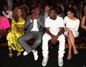 BET-AWARDS-2012-avec-Beyonce-JayZ-Kanye-et-Kim-Kardashian-1024x801