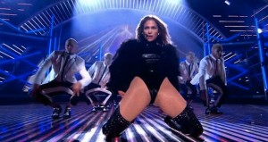 Jennifer Lopez répond aux critiques sur sa prestation à Britain's Got Talent