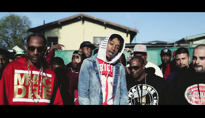 Wiz Khalifa balance son nouveau clip intitulé "Maan! Weedmix"