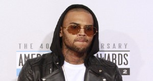 Chris Brown menacé de mort !