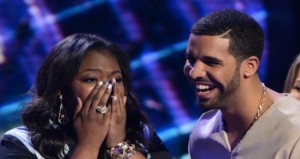 Drake fait une bonne surprise dans American Idol