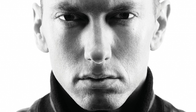 Eminem publie son nouveau single Berzerk