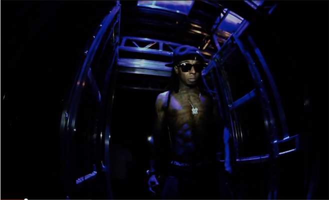 Lil Wayne présente sa dernière collaboration avec Drake sur "Grindin"